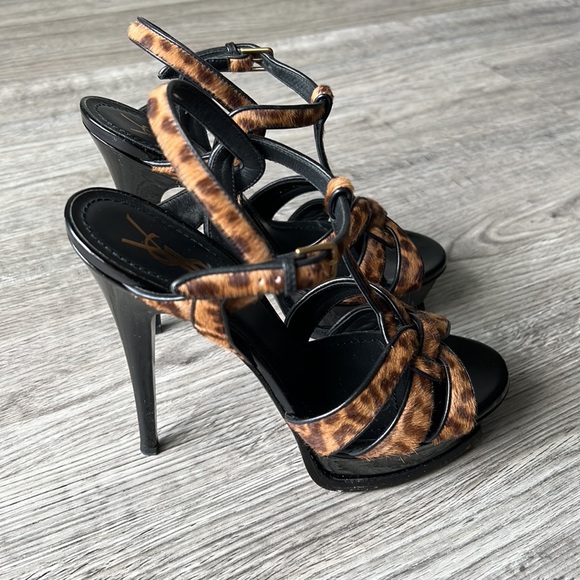 AUTHENTIC YSL tribute heels - Picture 3 of 7